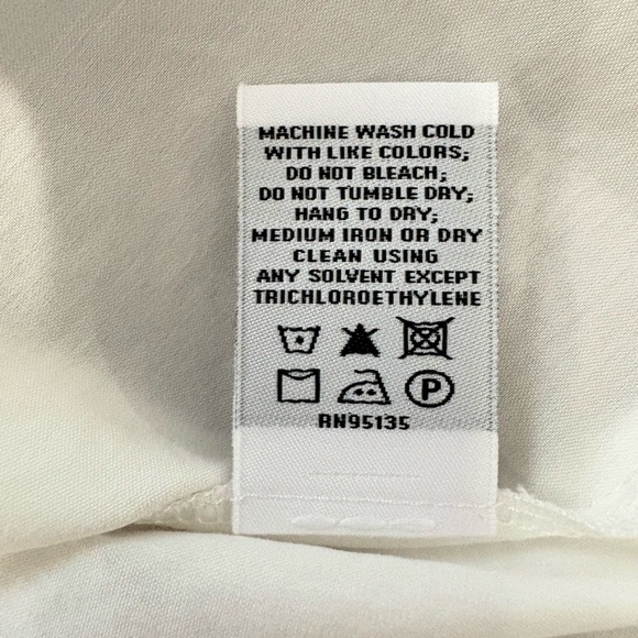 White Sleeveless Women's Top - Picture 6 of 8